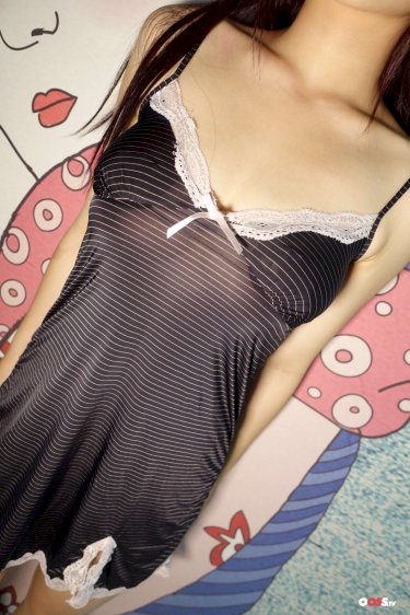 一边吃饭一边要我